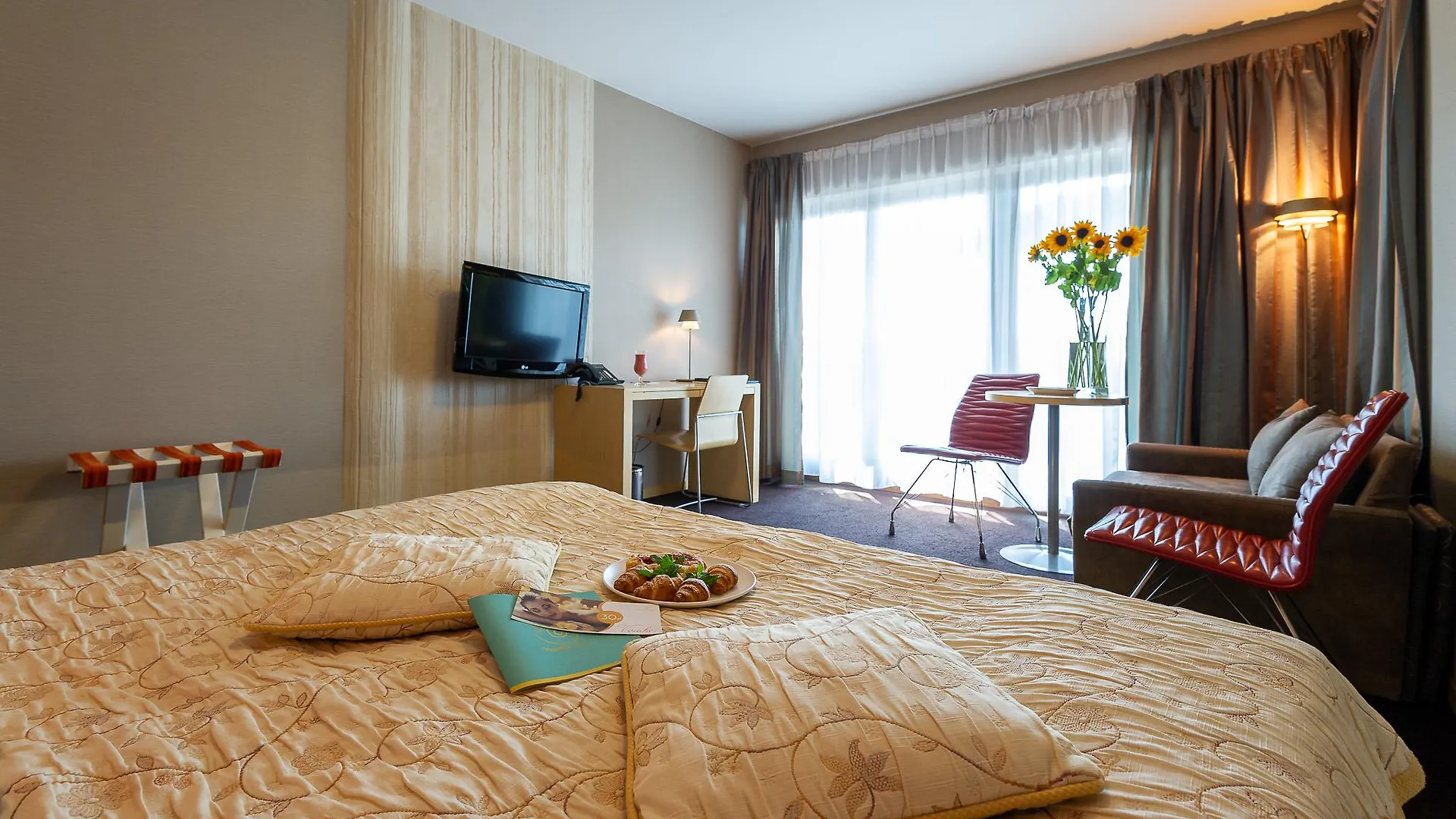 Niebieski Art Hotel & Spa Краков 5*,  Польша